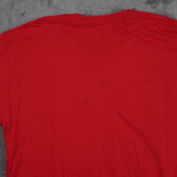 Marvel Deadpool Men's Red T-Shirt Size Medium Marvel Costume - Picture 3 of 4
